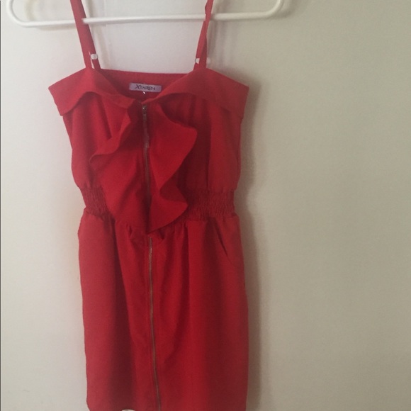 Red dress - Picture 2 of 5